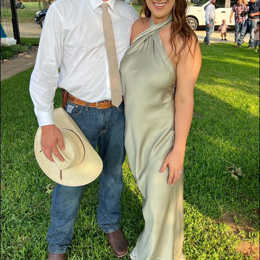 Show me your Mimi halter dress
